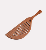 Jonathan's Spoons | Mini Pot Strainer 9"