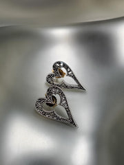 Mizuki | Diamond Heart Frame Studs